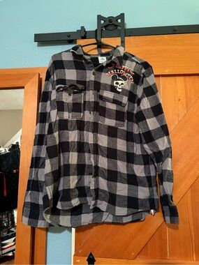 Disney Black & Gray Plaid Halloween Flannel Shirt with Skull Graphic